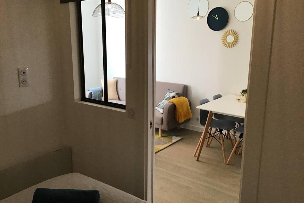 Appartement 2 chambres refait à neuf, climatisé, à 2 min de la mer Nice Extérieur photo